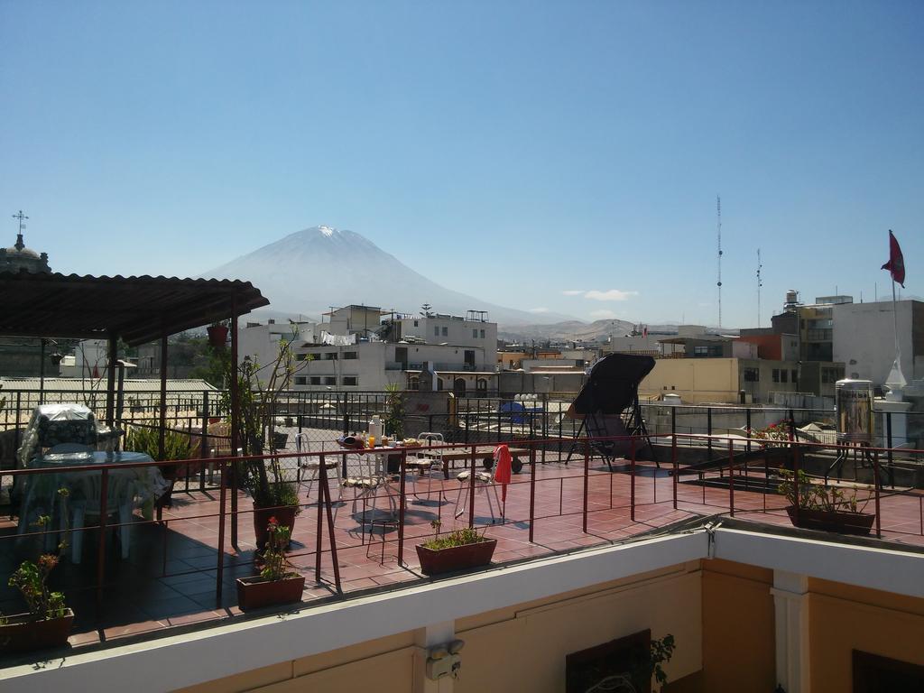 Inka Roots Hostel อาเรกิปา ภายนอก รูปภาพ