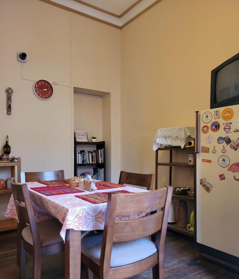 Inka Roots Hostel อาเรกิปา ภายนอก รูปภาพ
